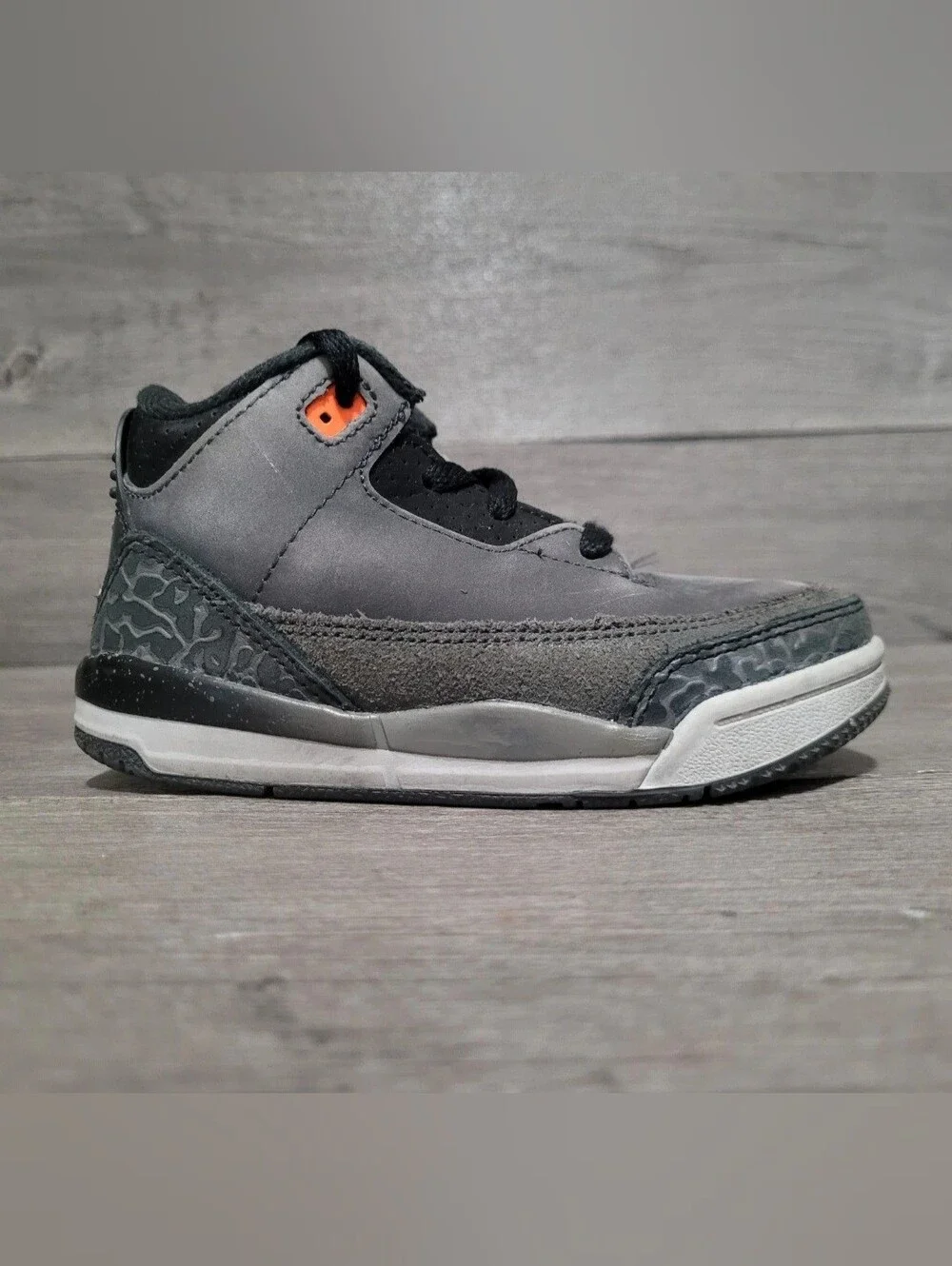 Air Jordan 3 Retro Fear Pack Grey DM0968-080 Shoes 9C Toddler